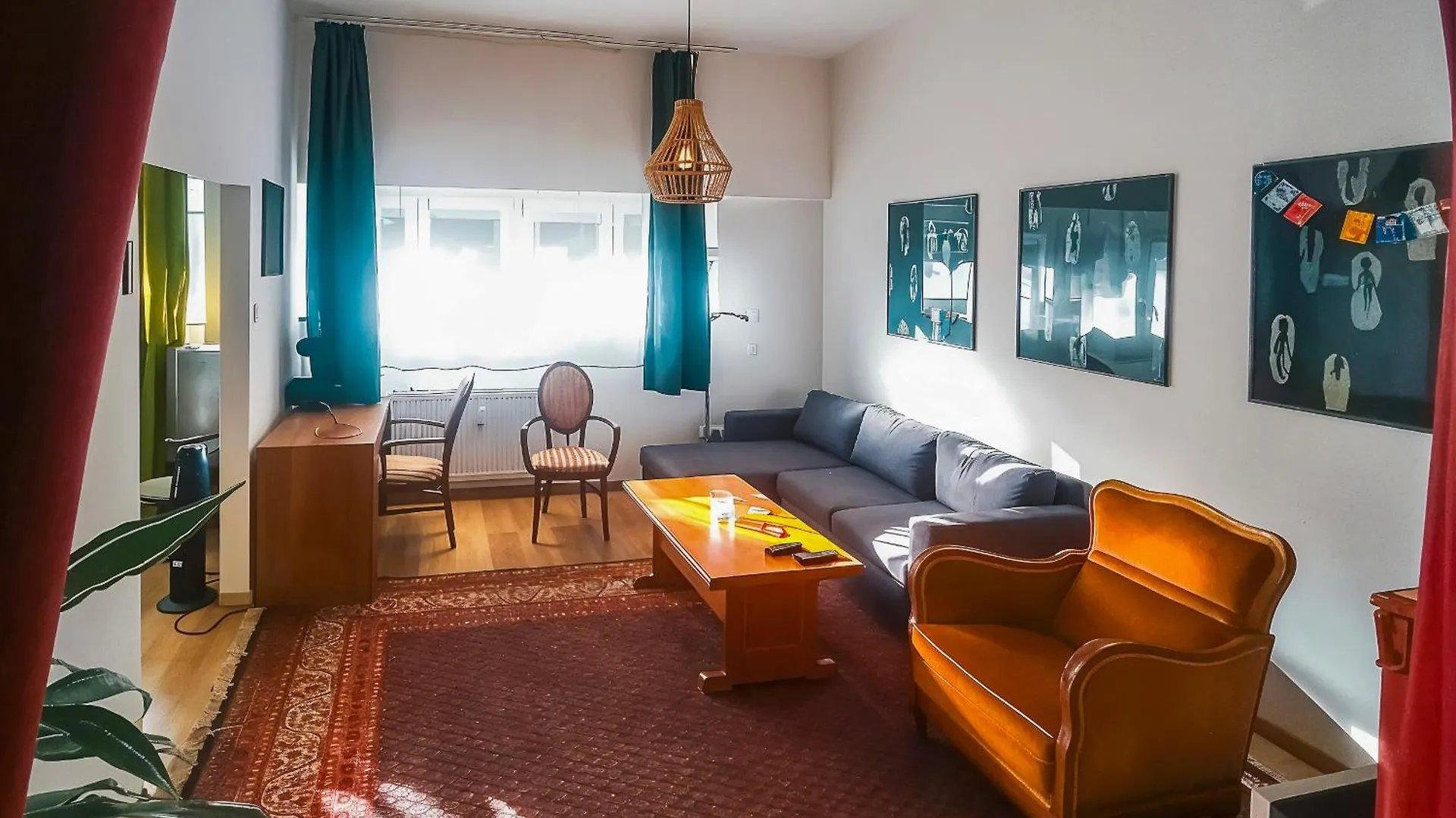 Attilarooms location